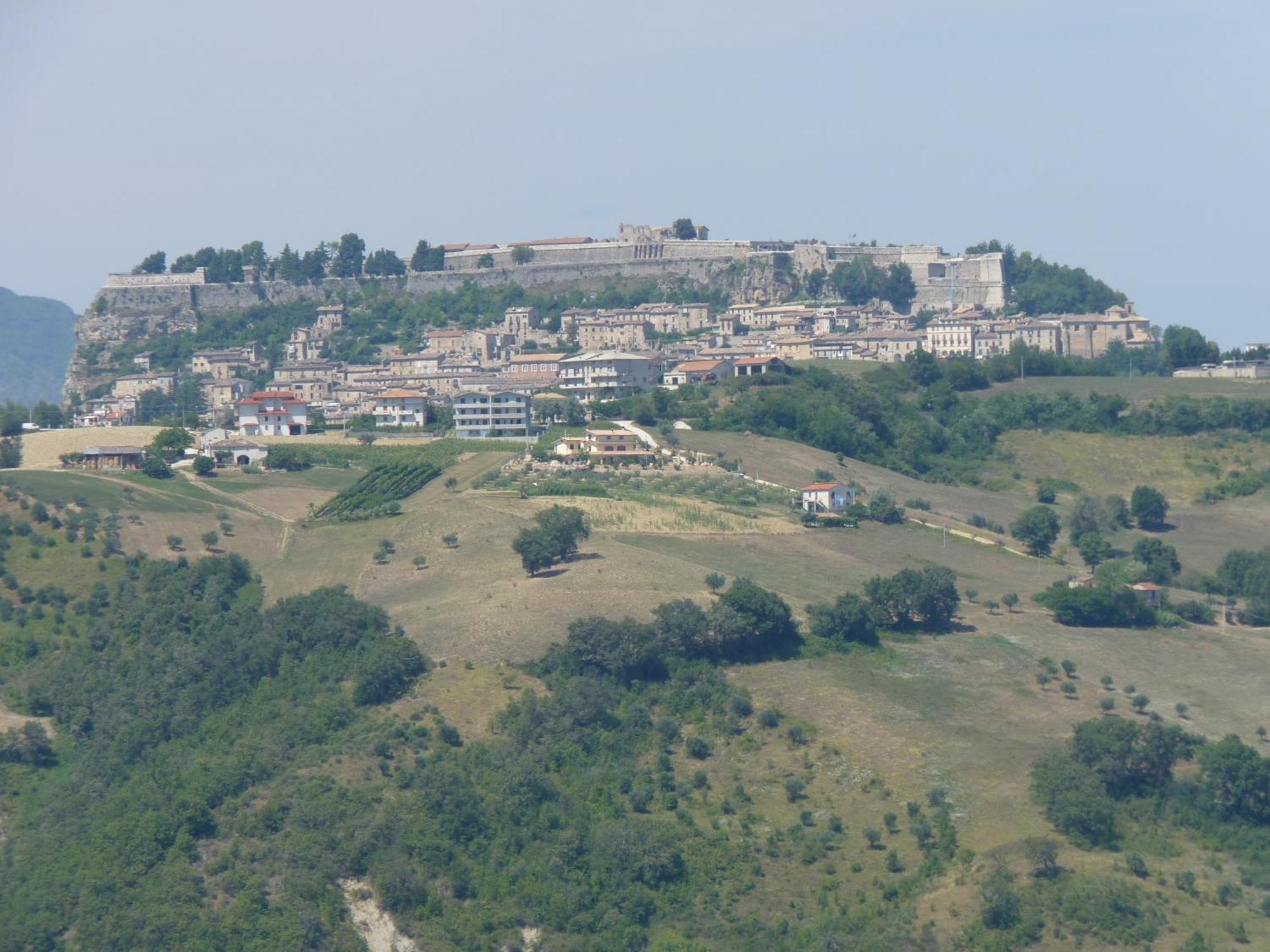 Agriturismo Il Vecchio Carro 캄플리 외부 사진